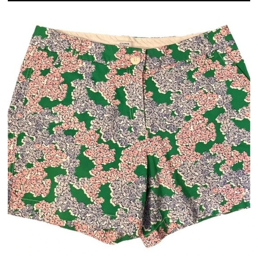 Crown & Ivy Shorts Size 8‎ CAROLINE Women's Hydrangea Floral Pockets